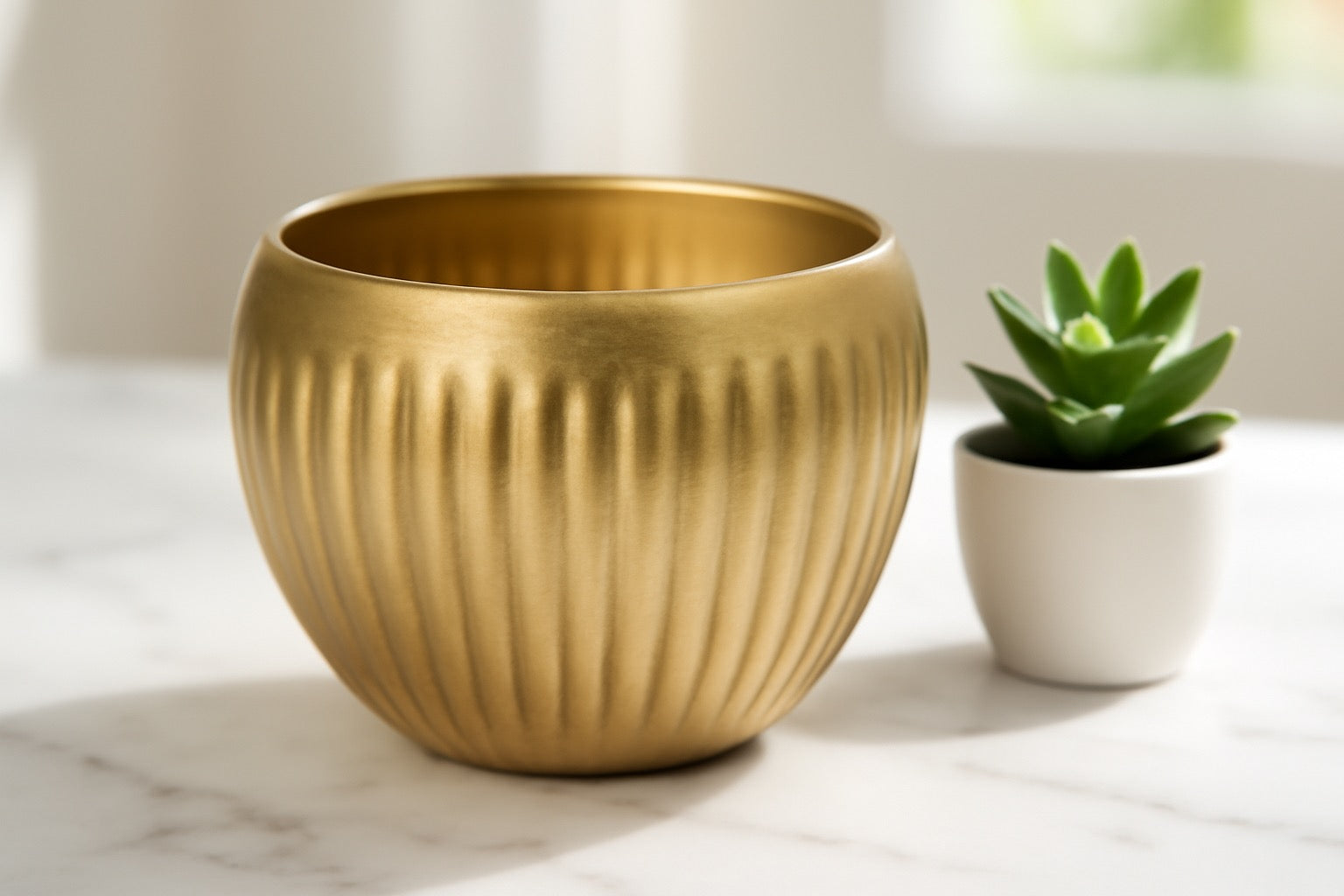 SMALL POTS