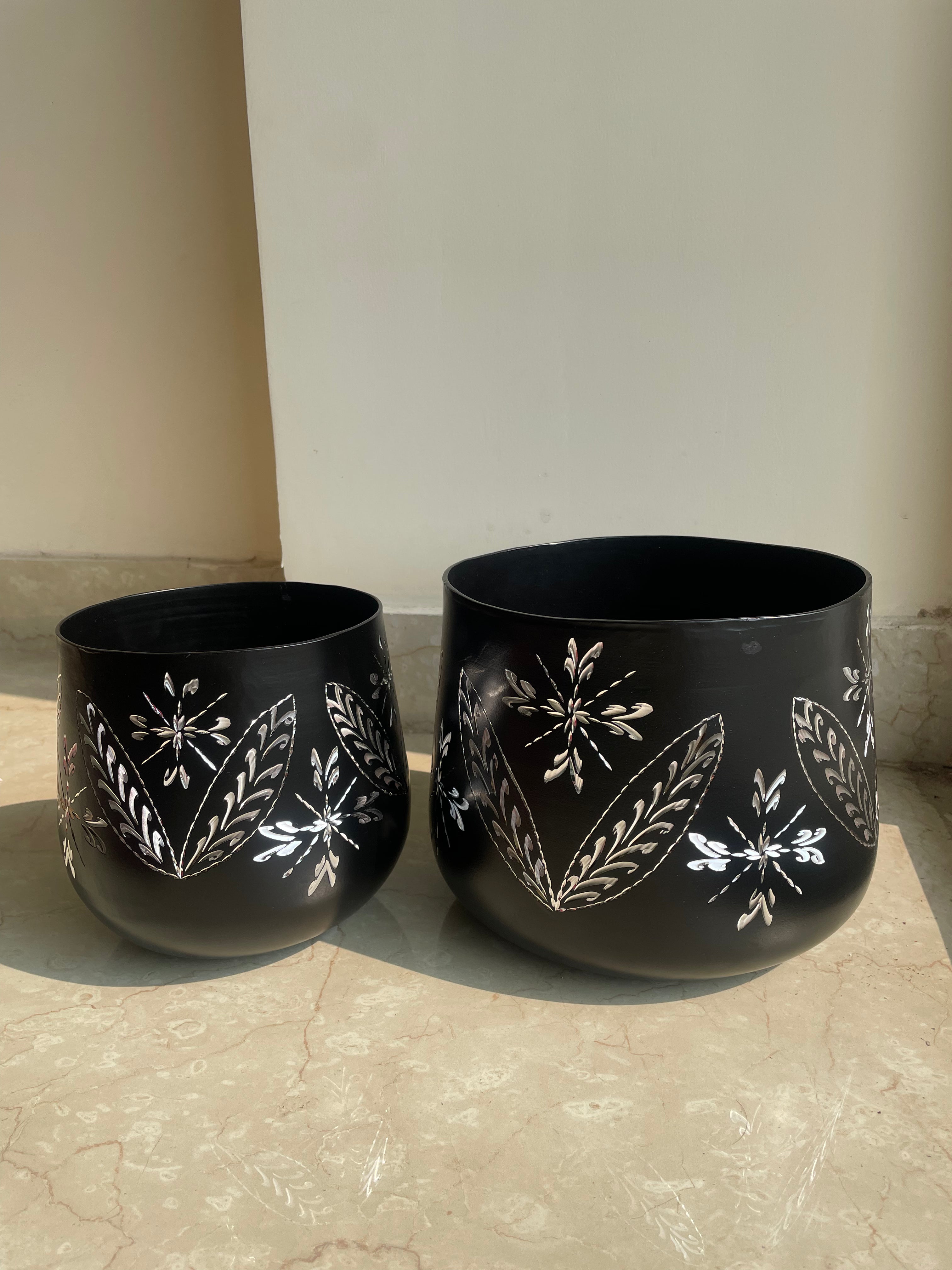 BLACK METAL EMBROIDED PLANTER (2) SET OF 2